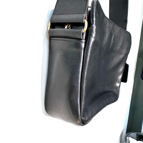 Coach | Black Vintage Promenade Black Leather 3 Pocket Camera Bag - Picture 4 of 14